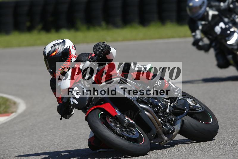 /Archiv-2024/29 12.06.2024 MOTO.CH Track Day ADR/Gruppe gelb/18